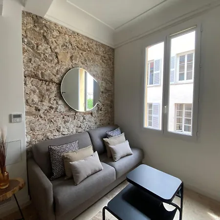 Appartement Au Cœur Du Viel - Cosy Antibes